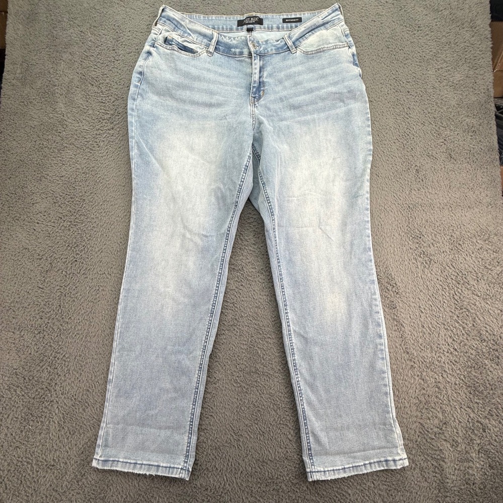 Judy Blue Jeans Women 18W Light‎ Wash Boyfriend Fit Sorbtek Denim JB88938 MD-CO